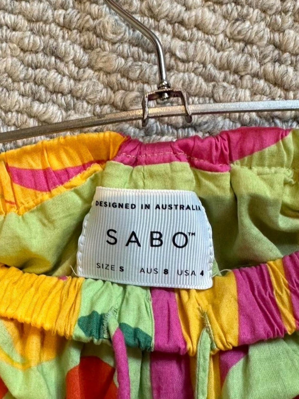 Sabo Skirt Jetta set - Picture 3 of 4